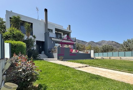 Κέντρο, Νέα Μάκρη (Αθήνα - Ανατολικά Προάστια)