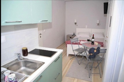 Studio / Γκαρσονιέρα, 19τ. μ.