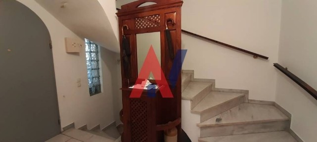 Μεζονέτα, 233τ. μ.
