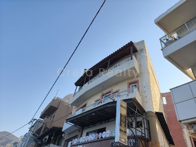 Κτίριο, 740τ. μ.
