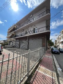 Κατάστημα, 100τ. μ.