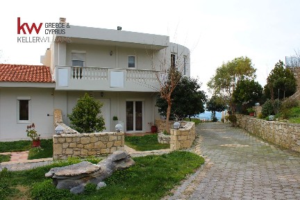 Συγκρότημα διαμερισμάτων, 582τ. μ.