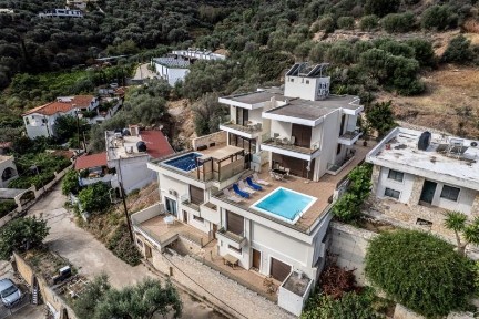 Συγκρότημα διαμερισμάτων, 570τ. μ.