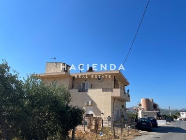 Κτίριο, 306τ. μ.