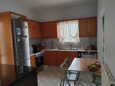 Κτίριο, 370τ. μ.