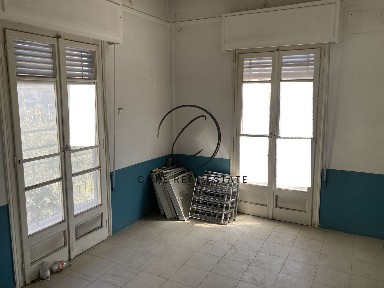 Συγκρότημα διαμερισμάτων, 413τ. μ.