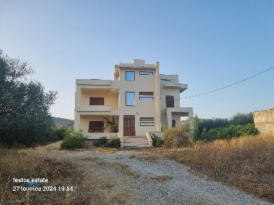 Μεζονέτα, 250τ. μ.