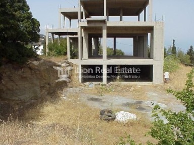Μονοκατοικία, 410τ. μ.