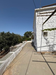 Μονοκατοικία, 90τ. μ.