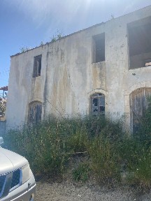 Κτίριο, 176τ. μ.