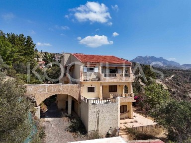 Κτίριο, 322τ. μ.