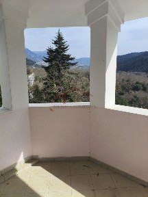 Βίλα, 360τ. μ.