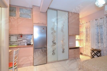 Studio / Γκαρσονιέρα, 32τ. μ.