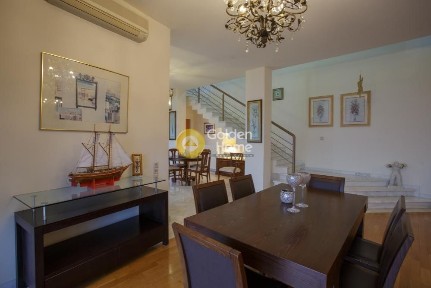 Συγκρότημα διαμερισμάτων, 400τ. μ.