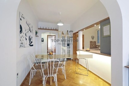 Κολωνάκι, Κολωνάκι - Λυκαβηττός (Αθήνα - Κέντρο)