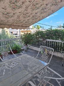 Κτίριο, 216τ. μ.