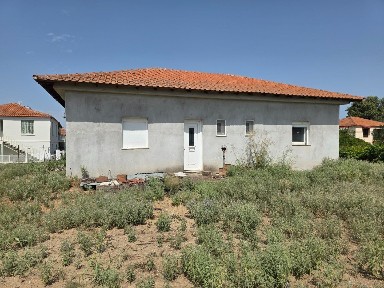 Μονοκατοικία, 185τ. μ.