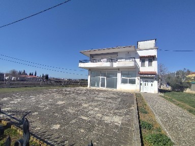 Μονοκατοικία, 326τ. μ.