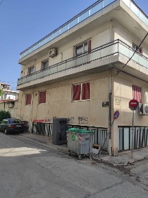 Κτίριο, 300τ. μ.