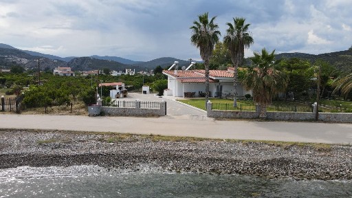 Συγκρότημα διαμερισμάτων, 85τ. μ.