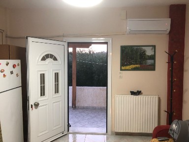 Μονοκατοικία, 44τ. μ.