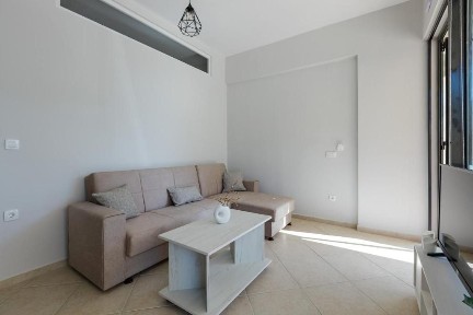 Άγιος Μηνάς, Χίος (Ν. Χίου), Επαρχιακή Οδός Χίου-Όρμου Καρφά, 821 50 Άγιος Μηνάς