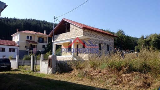 Κέντρο, Βλάστη (Ν. Κοζάνης), Επαρ. Οδ. Αναρράχης - Εράτυρας, Βλάστη 500 03, Ελλάδα