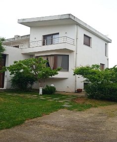 Μονοκατοικία, 390τ. μ.