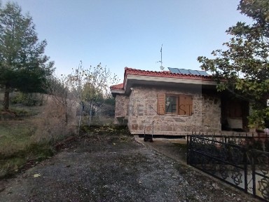 Μονοκατοικία, 294τ. μ.