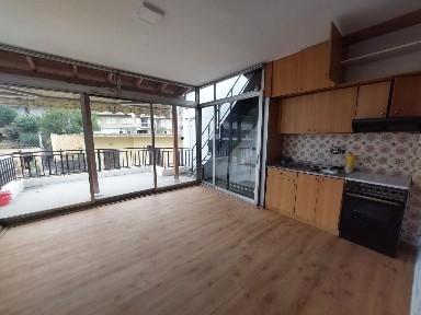 Studio / Γκαρσονιέρα, 50τ. μ.