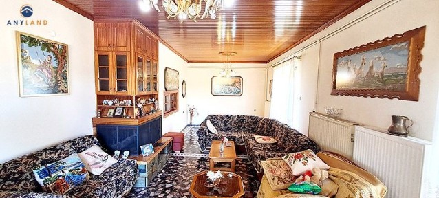 Μονοκατοικία, 125τ. μ.
