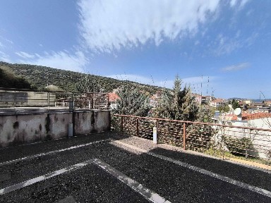 Μονοκατοικία, 374τ. μ.