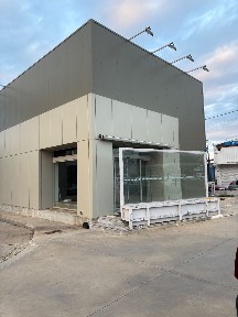 Κτίριο επαγγελματικών χώρων, 700τ. μ.