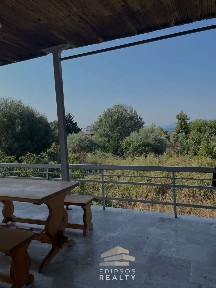 Μονοκατοικία, 95τ. μ.