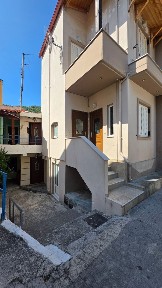 Μονοκατοικία, 60τ. μ.