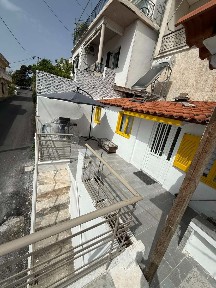 Μονοκατοικία, 50τ. μ.