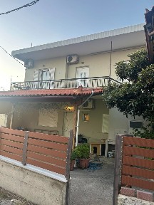 Μονοκατοικία, 65τ. μ.