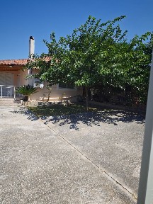 Μονοκατοικία, 75τ. μ.