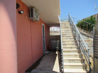 Υπόλοιποι Άγιοι Θεόδωροι, Άγιοι Θεόδωροι (Κορινθία)