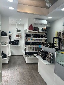 Άγιοι Ανάργυροι, Μαρούσι (Αθήνα - Βόρεια Προάστια), Διονύσου 27, Μαρούσι 15124
