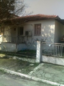 Μονοκατοικία, 75τ. μ.
