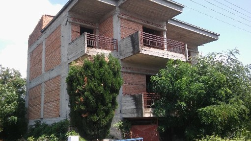 Μονοκατοικία, 240τ. μ.