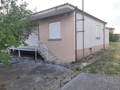Μονοκατοικία, 110τ. μ.