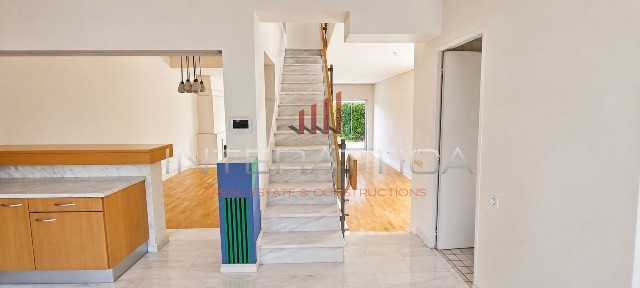 Μορτερό, Νέα Ερυθραία (Αθήνα - Βόρεια Προάστια)