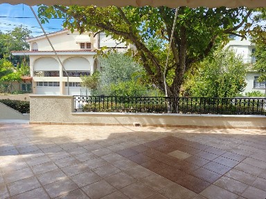 Κέντρο, Άγιος Στέφανος (Αθήνα - Βόρεια Προάστια), Ζιμπύλογλου Αναστασίου 10, Άγιος Στέφανος 14565