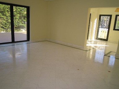 Κέντρο, Κηφισιά (Αθήνα - Βόρεια Προάστια), ΠΛΗΣΙΟΝ ΠΛΑΤΕΙΑΣ ΚΕΦΑΛΑΡΙΟΥ