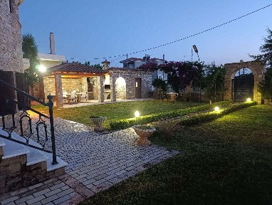 Μονοκατοικία, 80τ. μ.