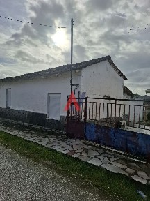 Μονοκατοικία, 76τ. μ.
