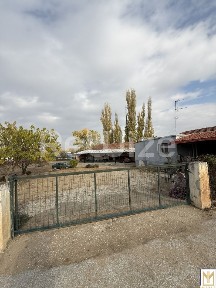 Μονοκατοικία, 170τ. μ.