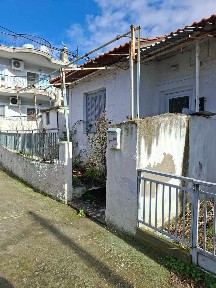 Μονοκατοικία, 85τ. μ.